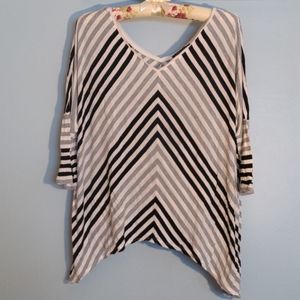 WHBM XL double v-neck casual tee